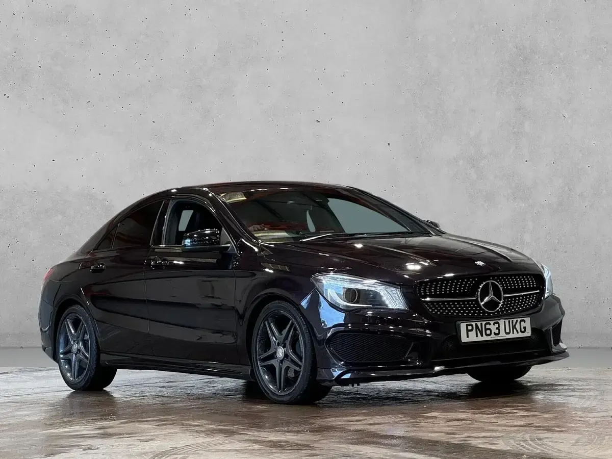 Used Mercedes CLA180 AMG 122 HP (89 kW) 2013 Mauve/purple Sedan