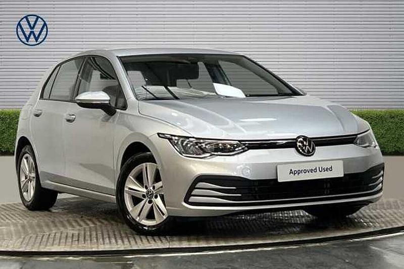 Used VW Golf VII Life 150 HP (110 kW) 2021 Silver Hatchback