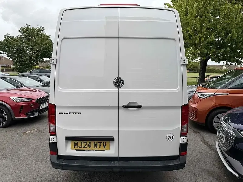 Begagnad VW Crafter Startline 140 HK (102 kW) 2024 Vit Van