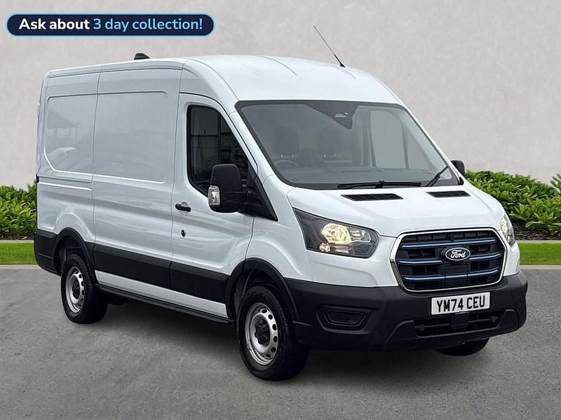 Usado Ford E-Transit 197 kW (269 HP) 2024 Branco Van
