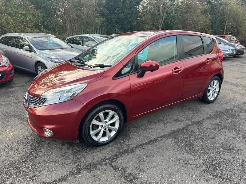 Used Nissan Note Tekna 90 HP (66 kW) 2013 Red MPV