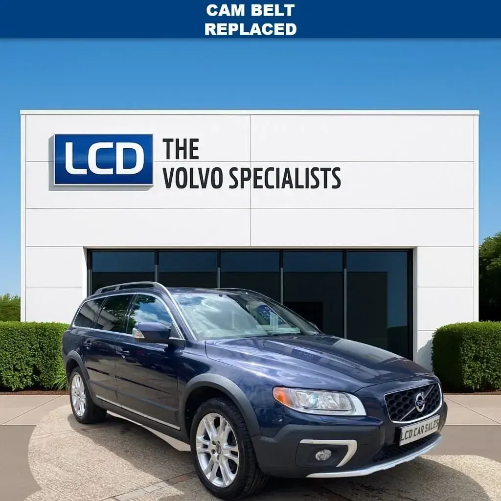 Usado Volvo XC70 SE Lux 2014 Azul Carrinha