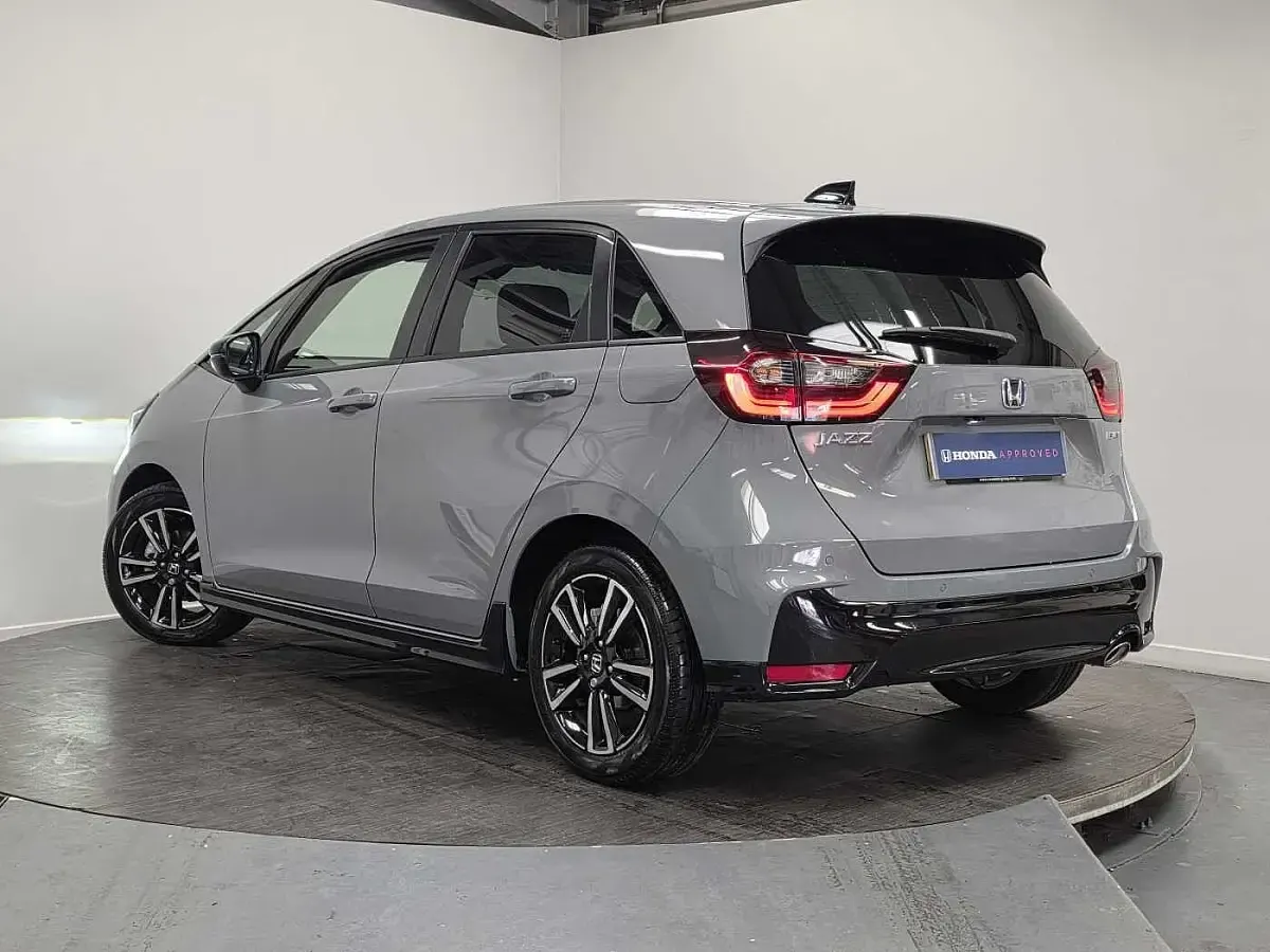 Used Honda Jazz Advance 122 HP (89 kW) 2025 Grey Hatchback