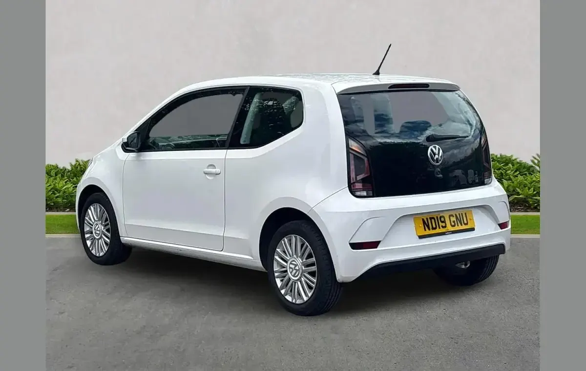 Begagnad VW up! move up! 60 HK (44 kW) 2019 Vit Halvkombi