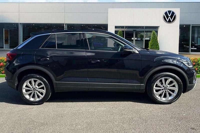 Used VW T-Roc Match 150 HP (110 kW) 2025 Black SUV