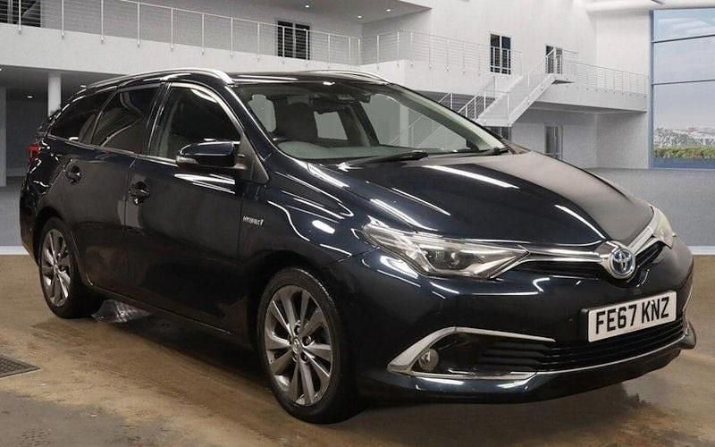 Used 2017 Toyota Auris Touring Sports Estate | £10,999 (Fair price) - Image 1/2