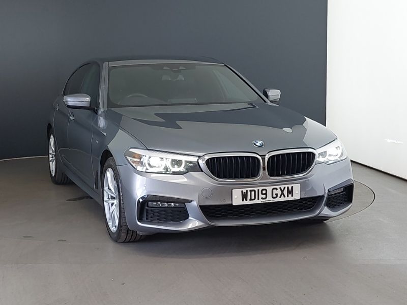 Blue Used 2019 BMW 520 M Sport Sedan | £18,998 (Fair price) - Image 1/4