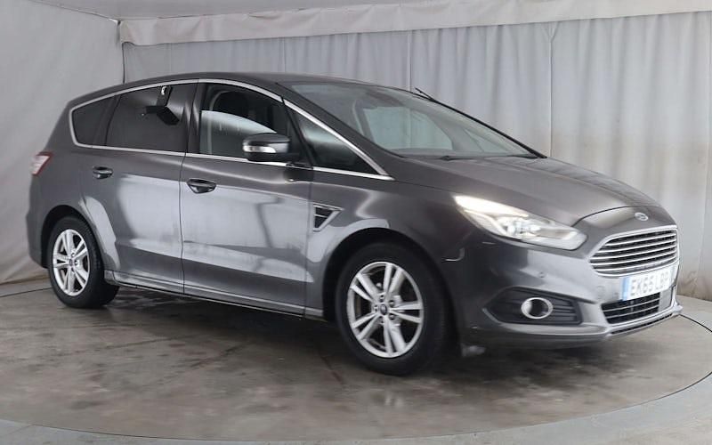 Used Ford S-MAX Titanium 150 HP (110 kW) 2018 MPV