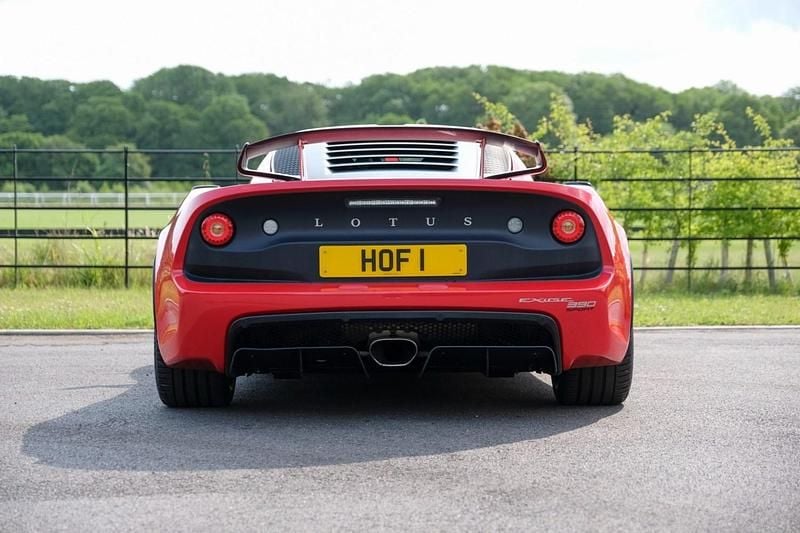 Used Lotus Exige 402 HP (295 kW) 2021 Red Coupe