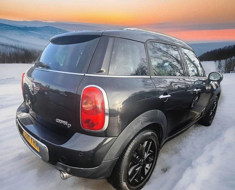 Used Mini Cooper D 2011 Black Hatchback