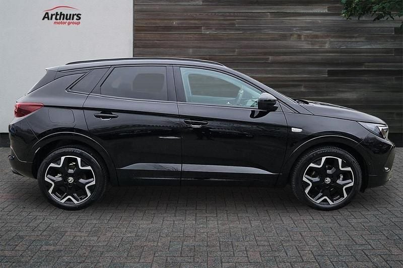 Used Vauxhall Grandland X Ultimate 128 HP (94 kW) 2024 Black SUV