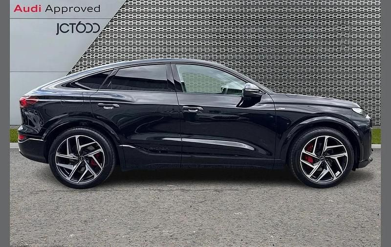 Used Audi Q6 e-tron Advanced 280 kW (382 HP) 2025 Black SUV