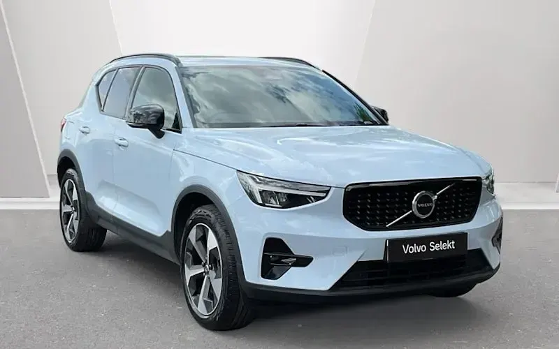 Used Volvo XC40 Plus 163 HP (119 kW) 2025 SUV