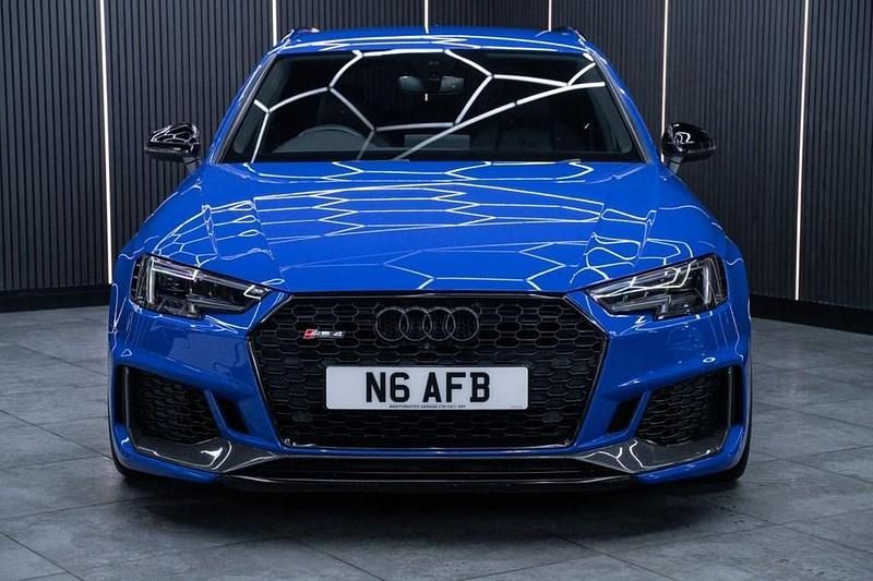 Used Audi RS4 Design 451 HP (331 kW) 2018 Blue Estate