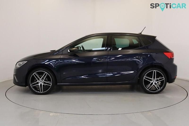 Begagnad Seat Ibiza FR 108 HK (79 kW) 2023 Blå Halvkombi