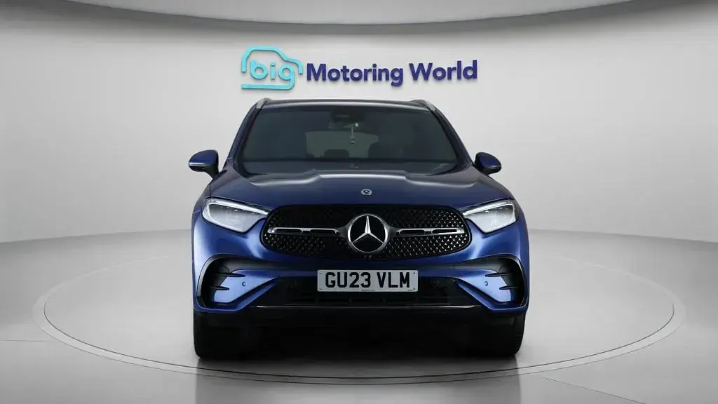 Used Mercedes GLC300e AMG line 313 HP (230 kW) 2023 Blue SUV