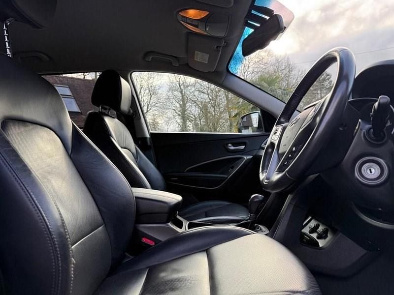 Used Hyundai Santa Fe Premium 194 HP (142 kW) 2015 White SUV