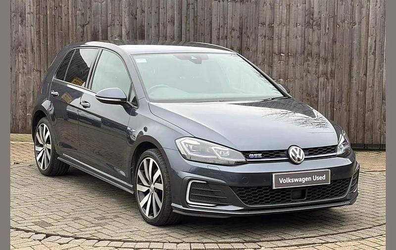 Used VW Golf VIII Advance 200 HP (147 kW) 2020 Blue Hatchback