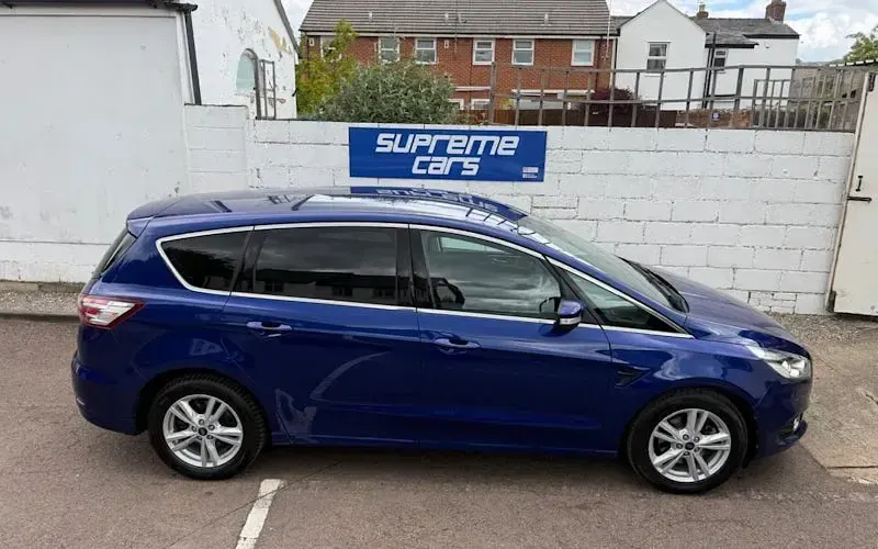 Używany Ford S-MAX Titanium 150 KM (110 kW) 2018 Minivan