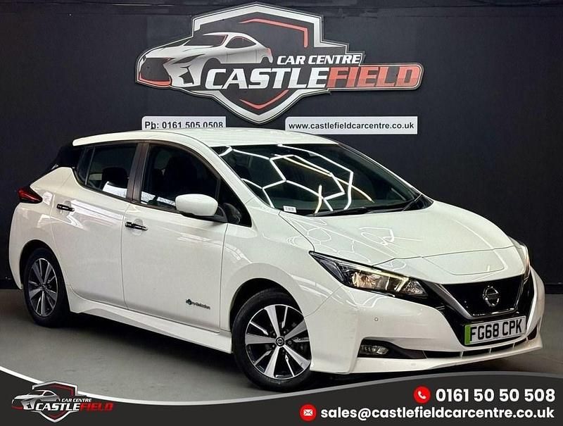 Used Nissan Leaf Acenta 110 kW (150 HP) 2018 White Hatchback