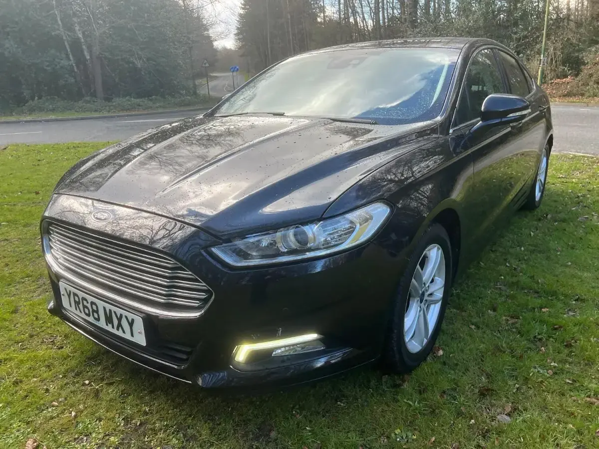Used Ford Mondeo Zetec 150 HP (110 kW) 2018 Black Hatchback