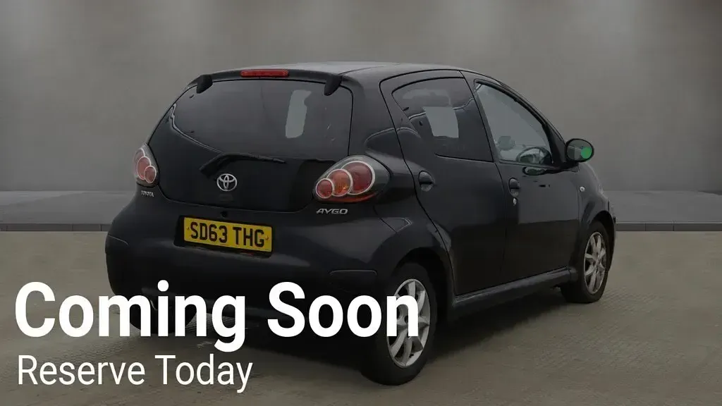 Used Toyota Aygo 68 HP (50 kW) 2013 Black Hatchback