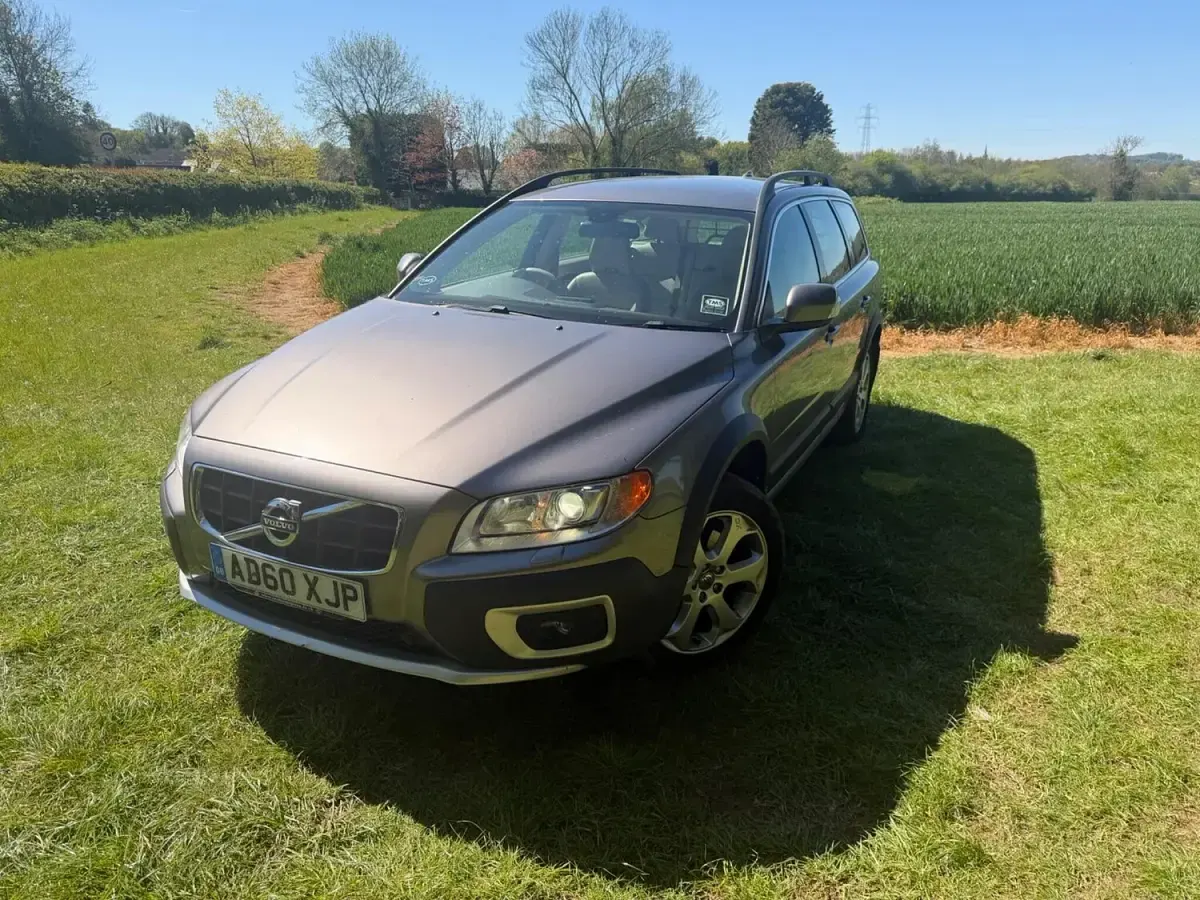 Used Volvo XC70 SE Lux 2010 Grey Estate