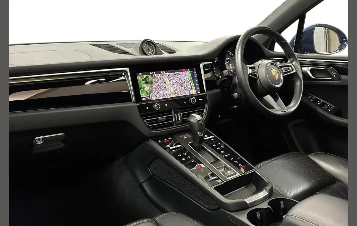 Used Porsche Macan S 374 HP (275 kW) 2024 Blue SUV