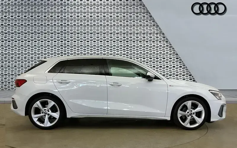 Used Audi A3 Sportback S-Line 110 HP (80 kW) 2024 Hatchback