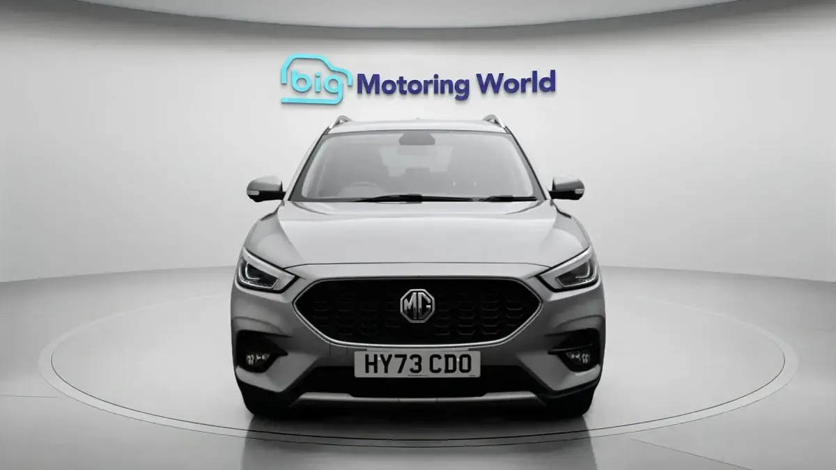 Used MG ZS Exclusive 106 HP (77 kW) 2023 Silver SUV