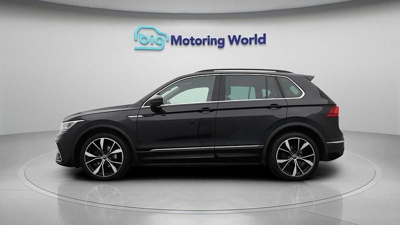 Used VW Tiguan R-line 150 HP (110 kW) 2021 Black SUV