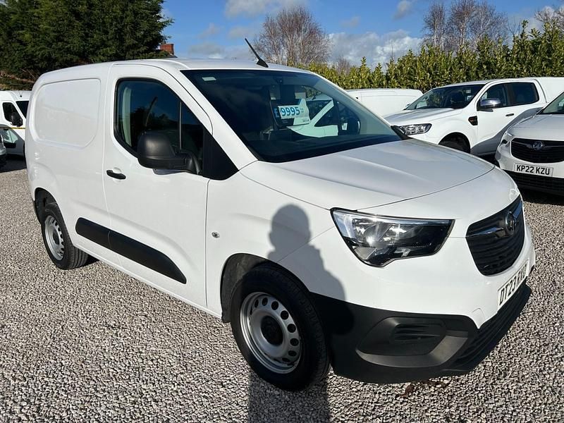 Used Vauxhall Combo 100 HP (73 kW) 2023 White MPV