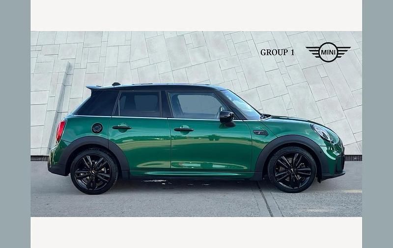 Used Mini Cooper S Sport 192 HP (141 kW) 2023 Green Hatchback