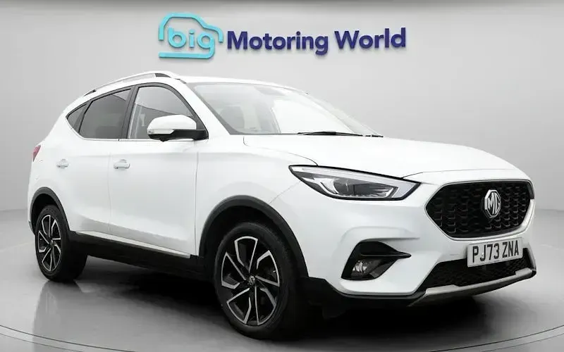 Usado MG ZS Exclusive 111 HP (81 kW) 2023 Branco SUV