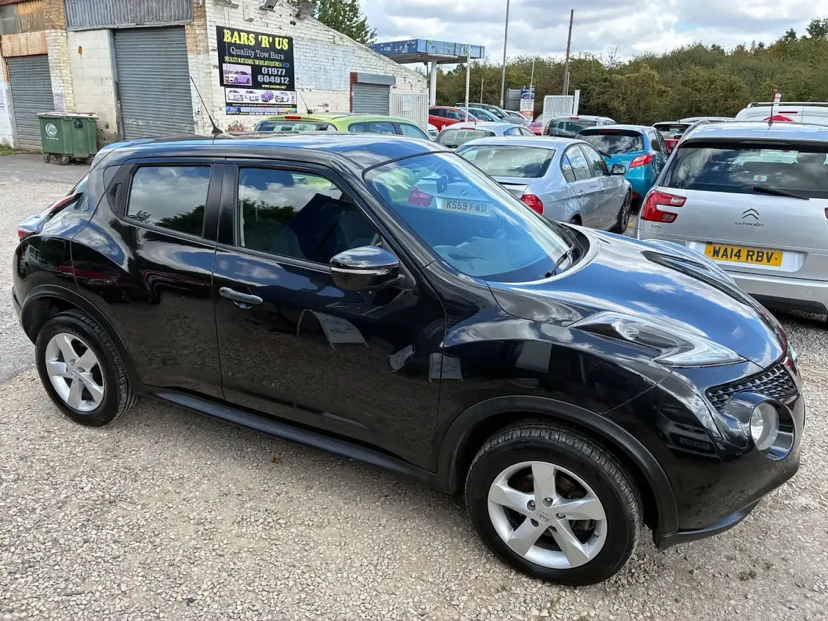 Used Nissan Juke Visia 110 HP (80 kW) 2015 Black SUV