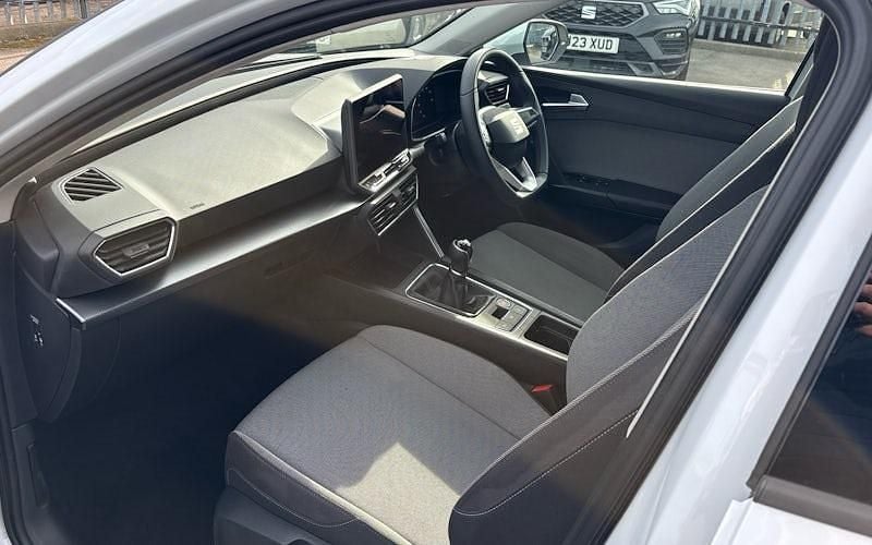 Used Seat Leon SE 116 HP (85 kW) 2026 Hatchback