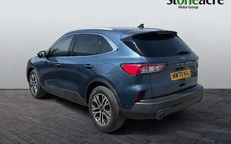 Used Ford Kuga Titanium 120 HP (88 kW) 2020 Blue SUV