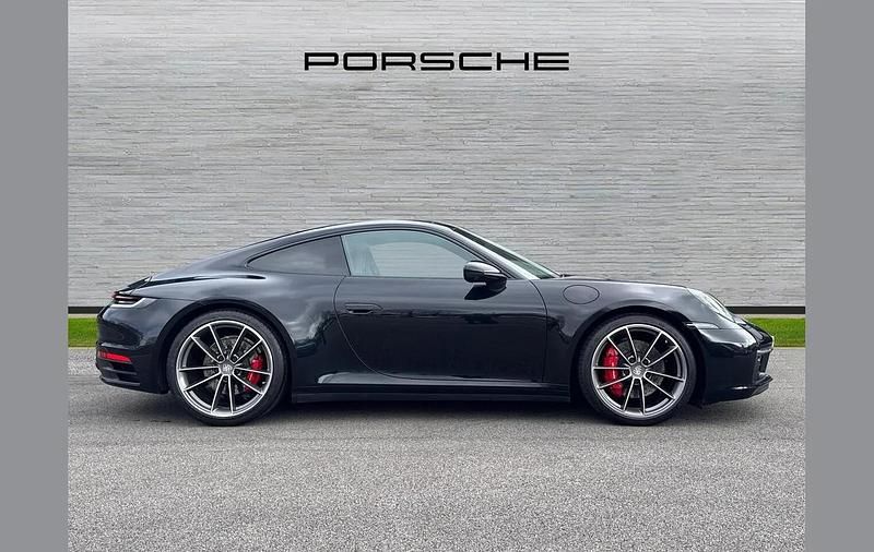 Used Porsche 911 444 HP (326 kW) 2019 Black Coupe