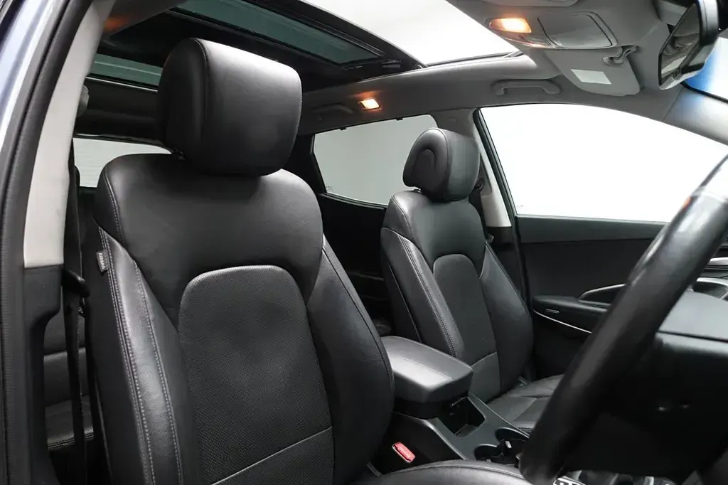 Używany Hyundai Santa Fe Premium SE 200 KM (147 kW) 2015 Niebieski SUV