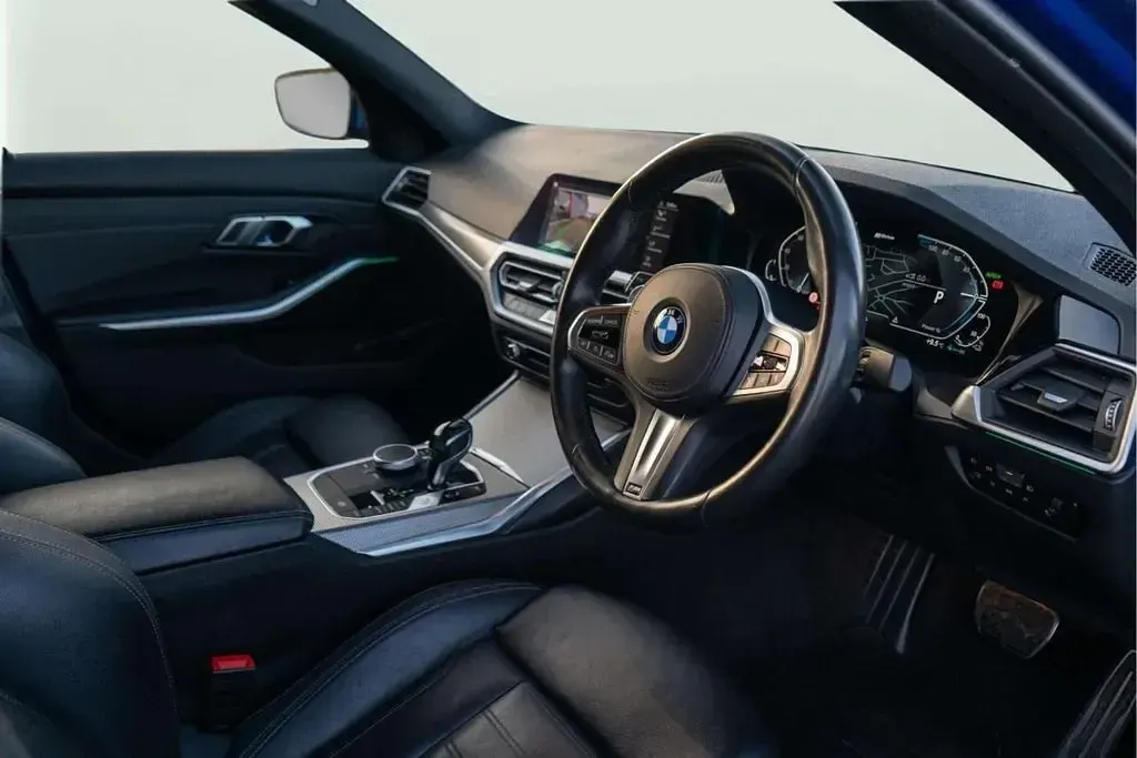 Usado BMW 330 M Sport 292 CV (214 kW) 2020 Azul Berlina