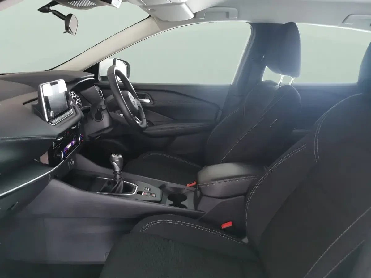 Gebraucht Nissan Qashqai Acenta Premium 2024 Weiß SUV
