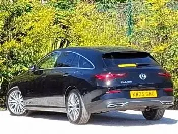 Usado Mercedes CLA180 Executive 136 HP (100 kW) 2025 Preto Sedan