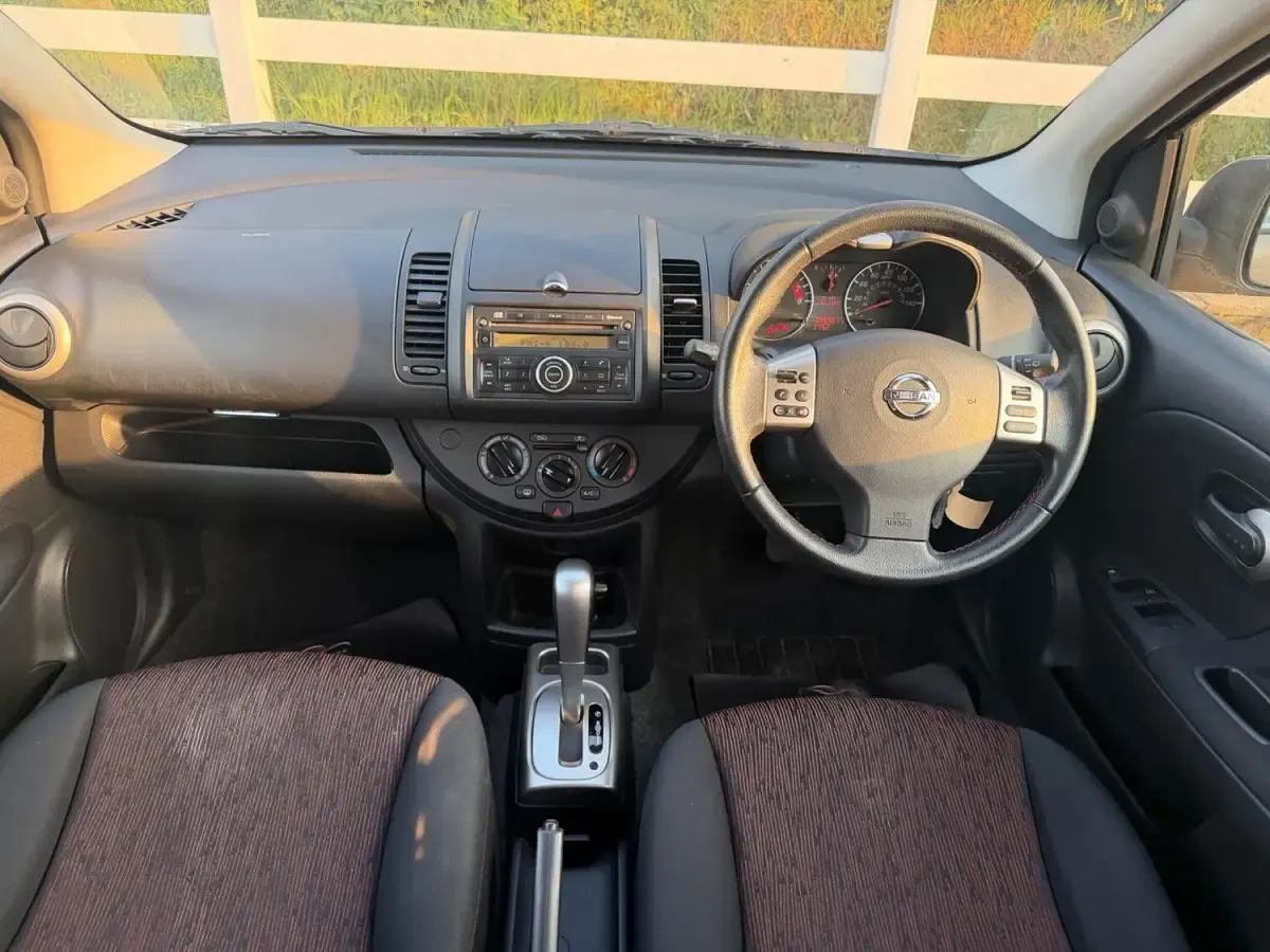 Used Nissan Note Acenta 110 HP (80 kW) 2009 Beige Hatchback