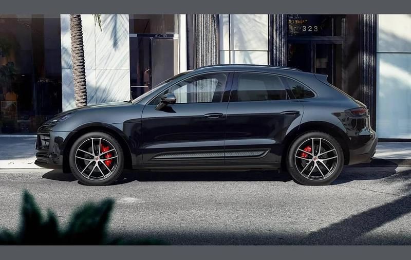 Used Porsche Macan S 374 HP (275 kW) 2022 Black SUV