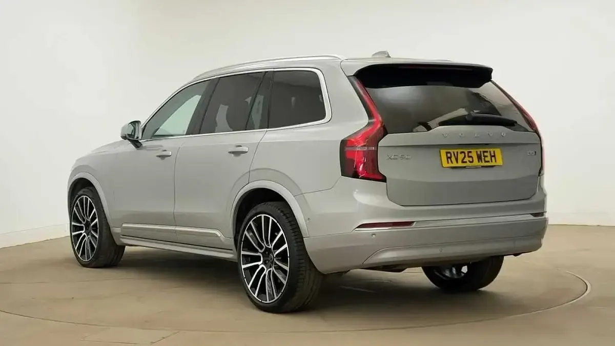 Used Volvo XC90 Ultra 247 HP (181 kW) 2025 Silver SUV