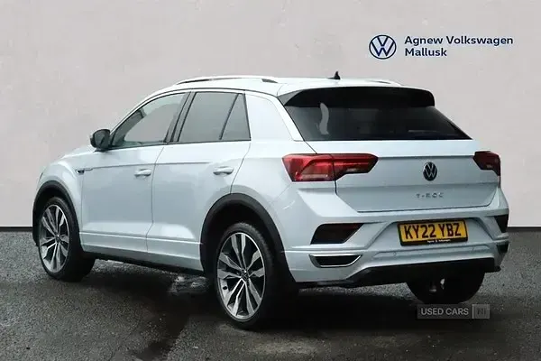 Usado VW T-Roc R-line 150 CV (110 kW) 2022 Plateado SUV