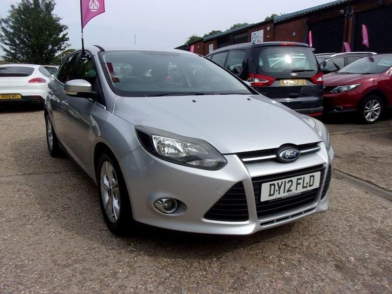 Silver Used 2012 Ford Focus Zetec Hatchback | £2,695 (Fair price) - Image 1/4