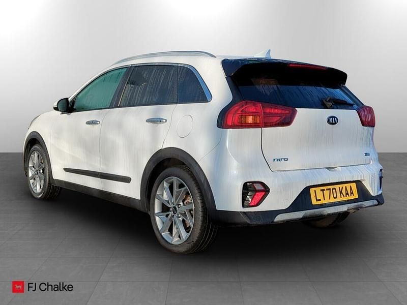 Used Kia Niro 141 HP (103 kW) 2020 White SUV