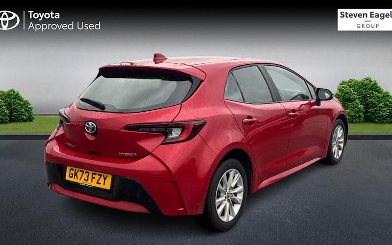 Used Toyota Corolla 140 HP (102 kW) 2026 Hatchback