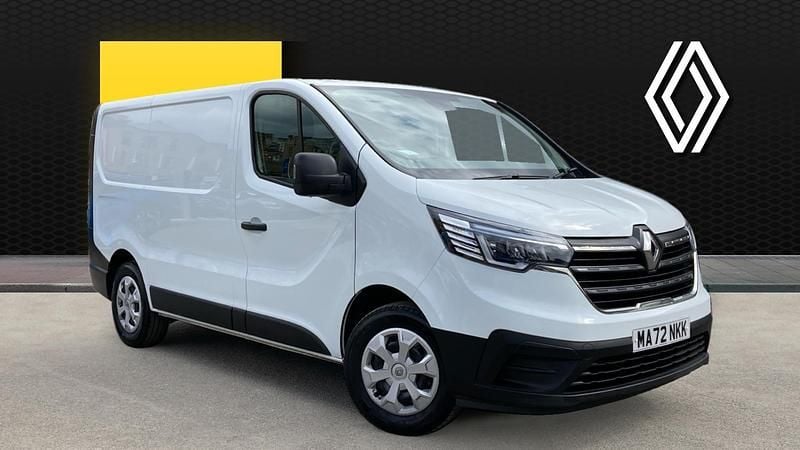 White Used 2022 Renault Trafic Business Van | £14,440 (Good price) - Image 1/3
